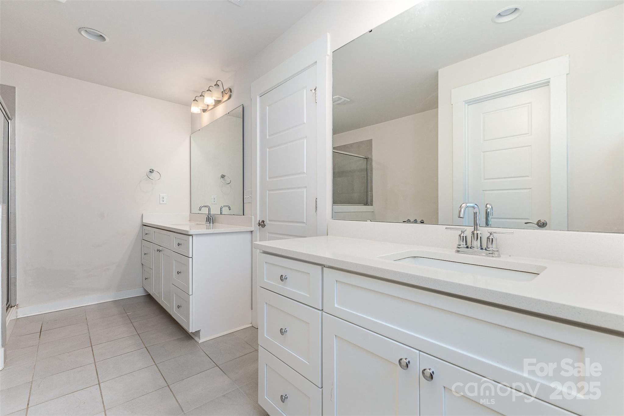 7725 Shalom Drive Charlotte NC 28216