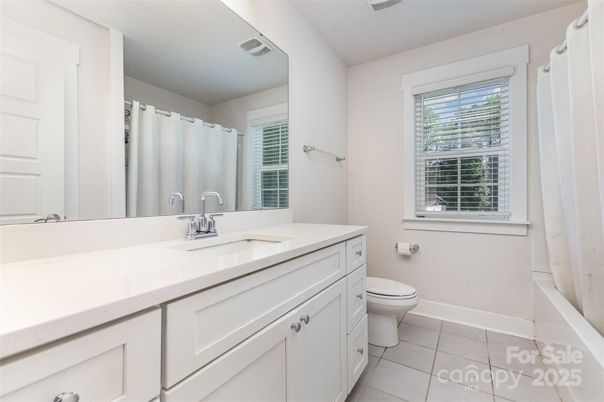 7725 Shalom Drive Charlotte NC 28216