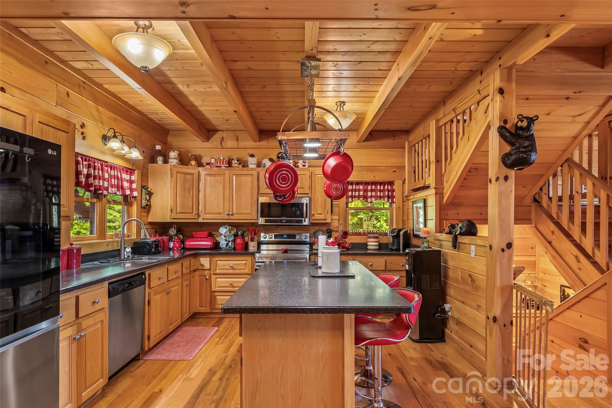 16 Saratoga Drive Nebo NC 28761