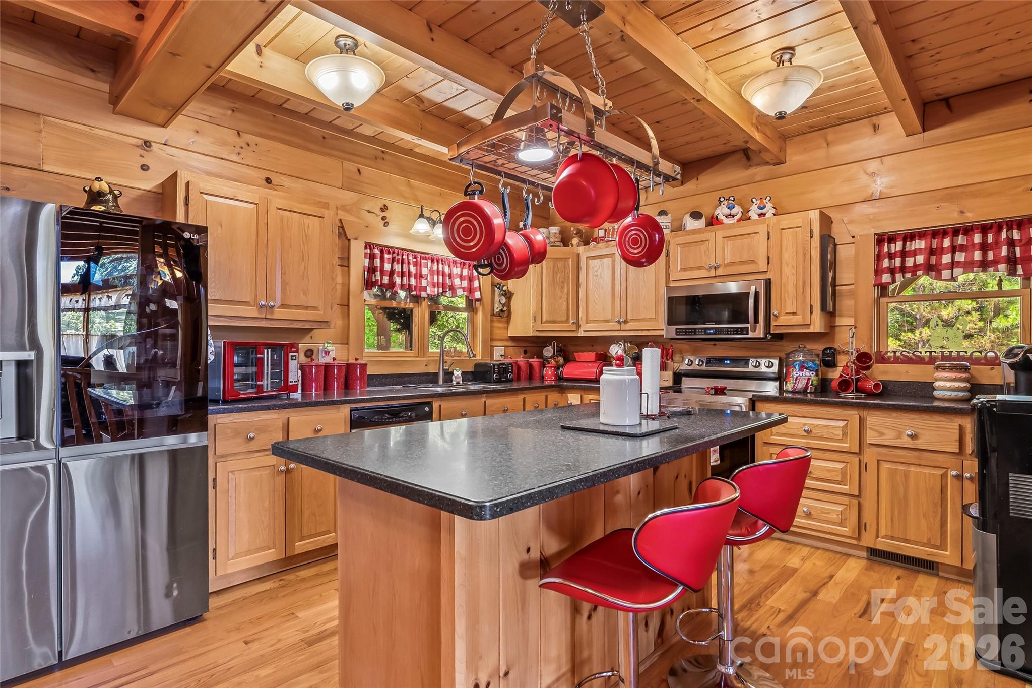 16 Saratoga Drive Nebo NC 28761