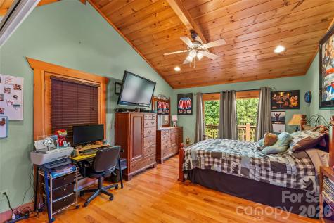 16 Saratoga Drive Nebo NC 28761
