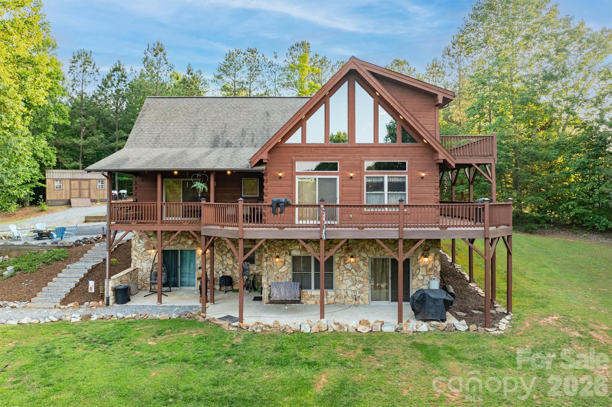 16 Saratoga Drive Nebo NC 28761