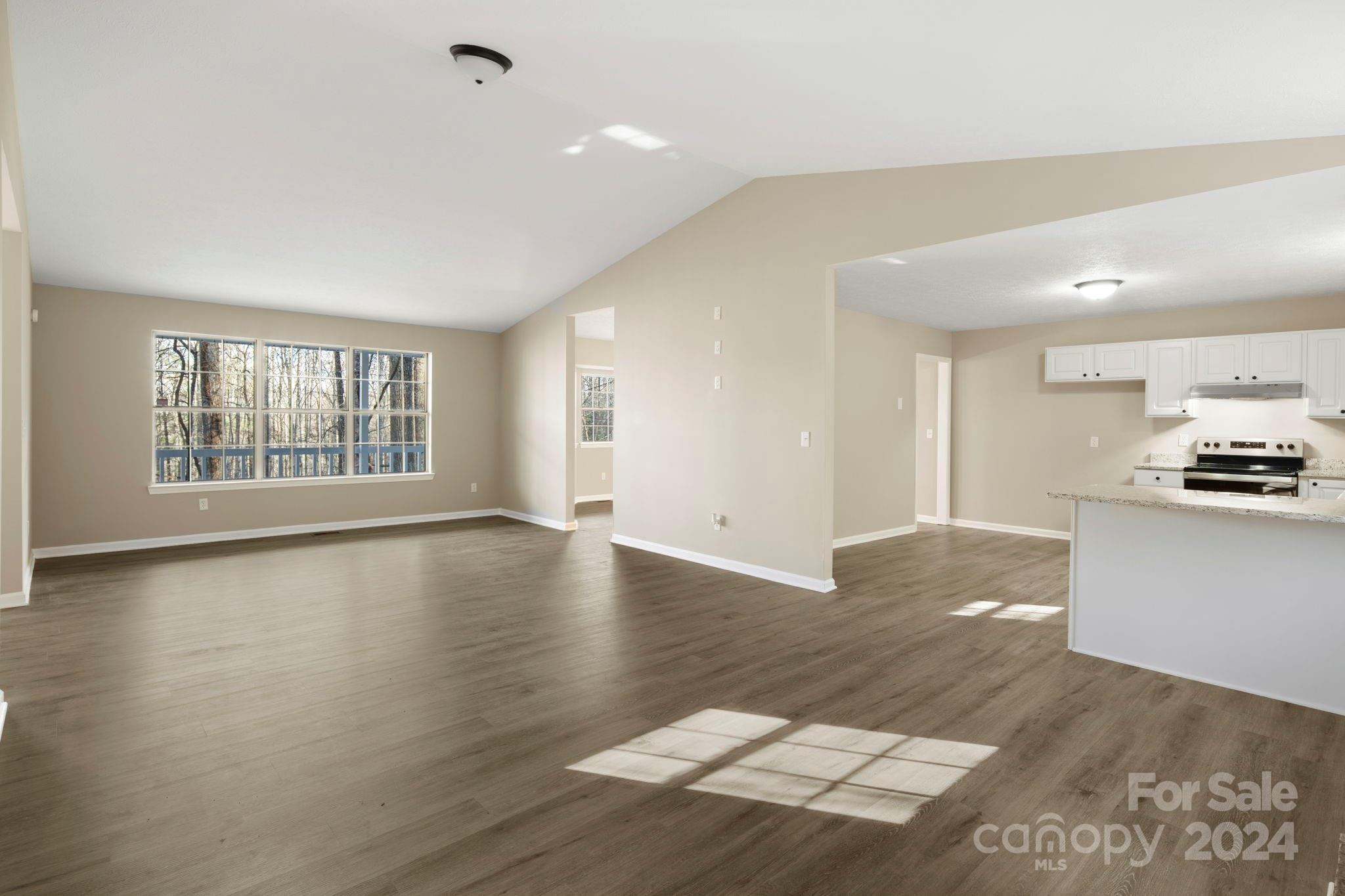 604 Surrey Glen Circle Hendersonville NC 28739
