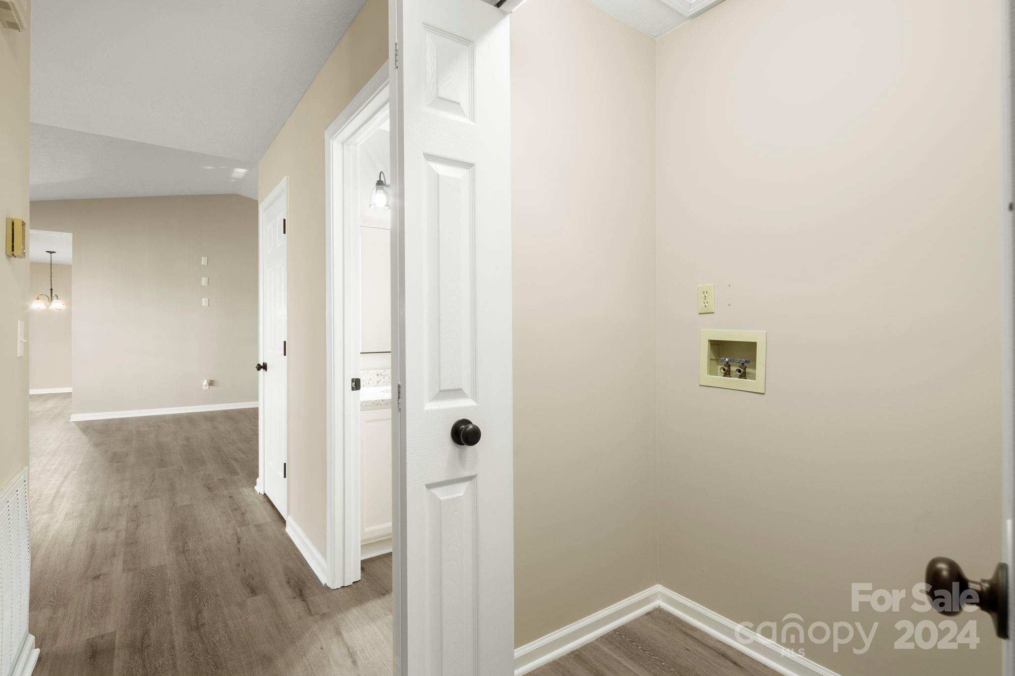 604 Surrey Glen Circle Hendersonville NC 28739