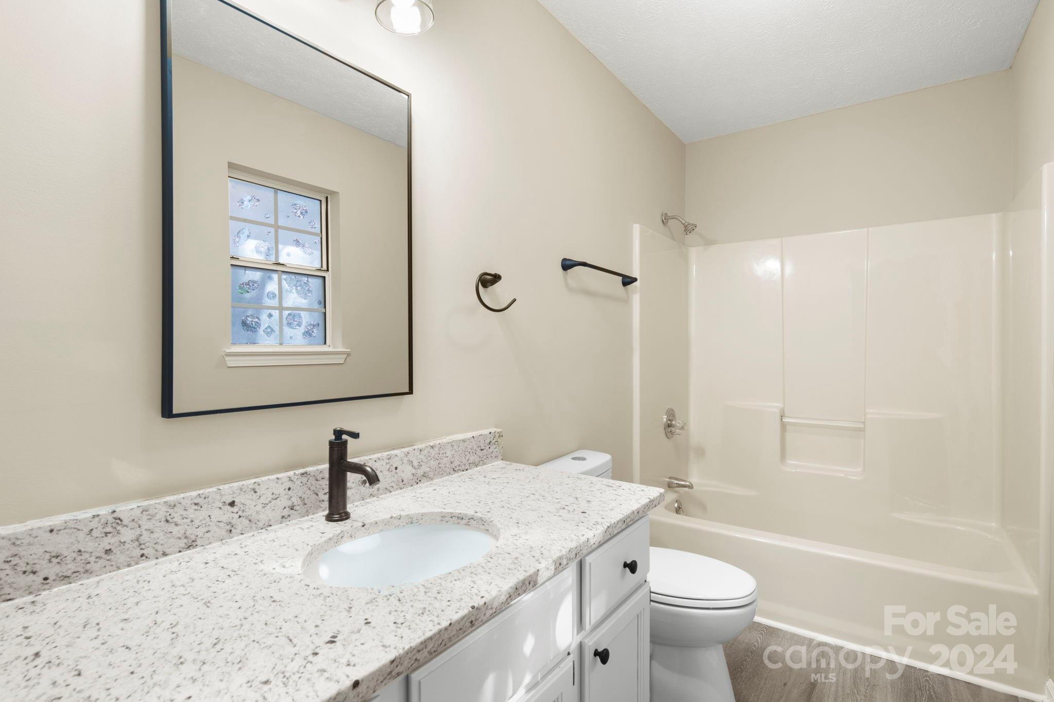 604 Surrey Glen Circle Hendersonville NC 28739