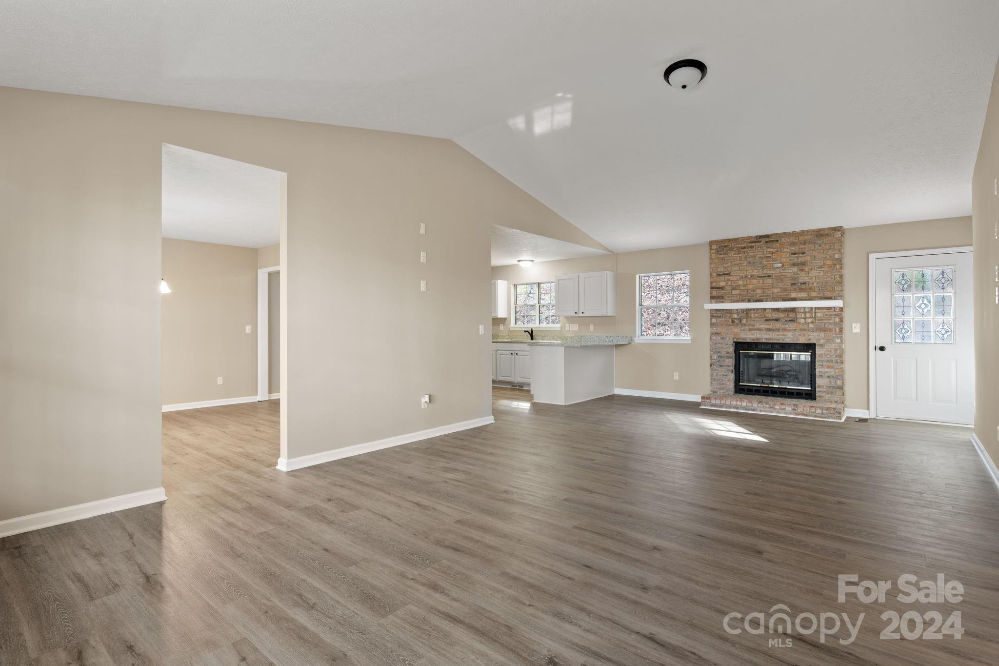 604 Surrey Glen Circle Hendersonville NC 28739