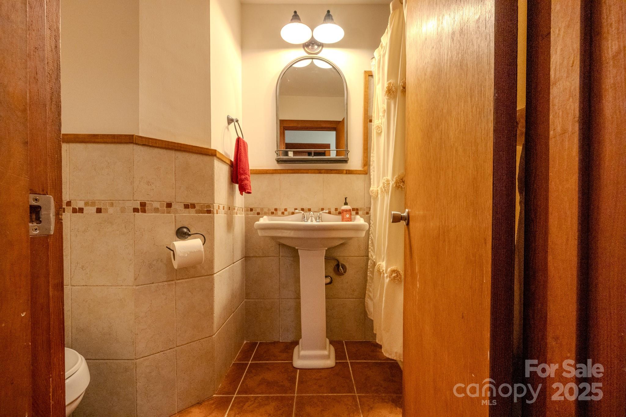 127 Reid Queen Drive Little Switzerland NC 28749