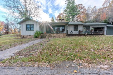 127 Reid Queen Drive Little Switzerland NC 28749
