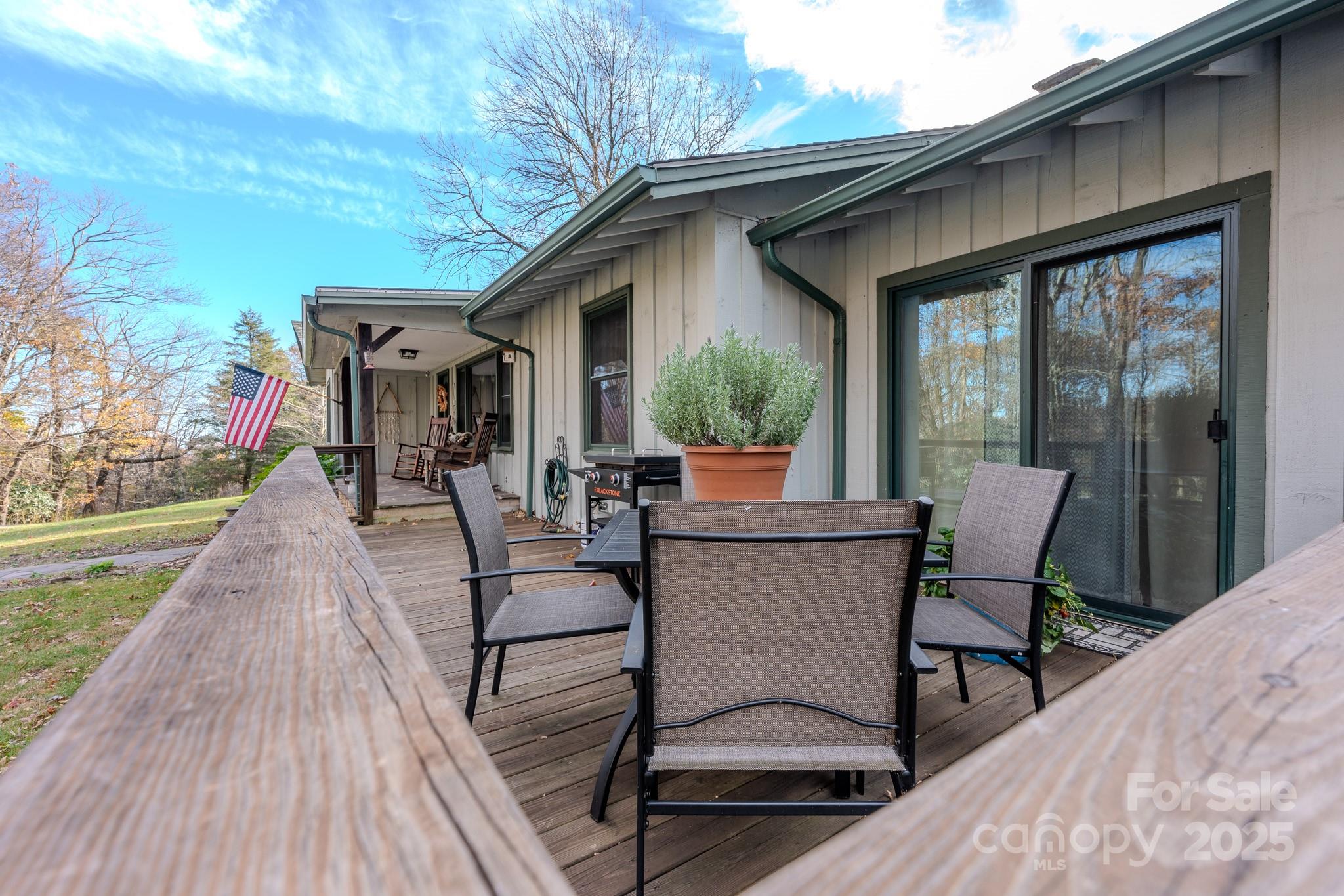 127 Reid Queen Drive Little Switzerland NC 28749