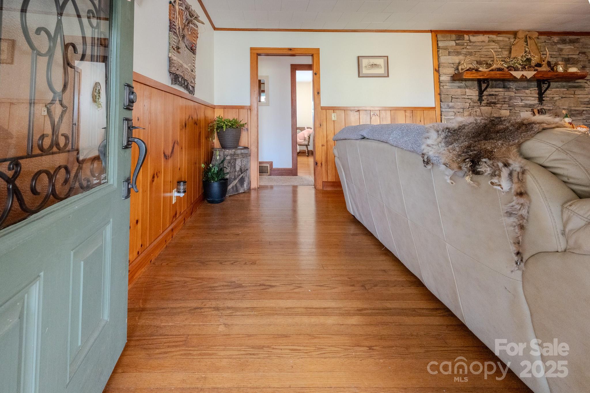 127 Reid Queen Drive Little Switzerland NC 28749