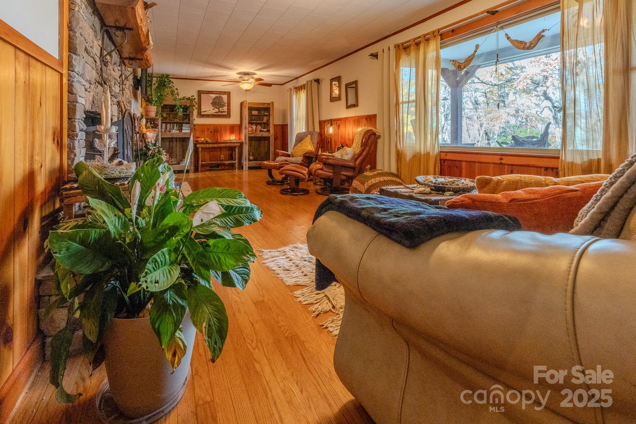 127 Reid Queen Drive Little Switzerland NC 28749