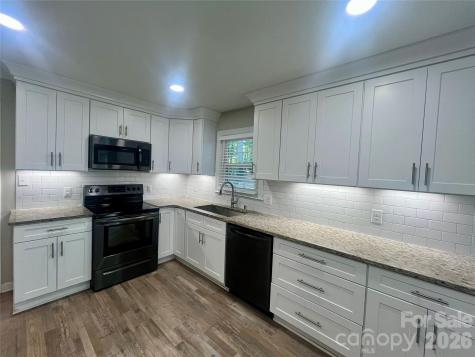 5637 Trotter Country Road Archdale NC 27263