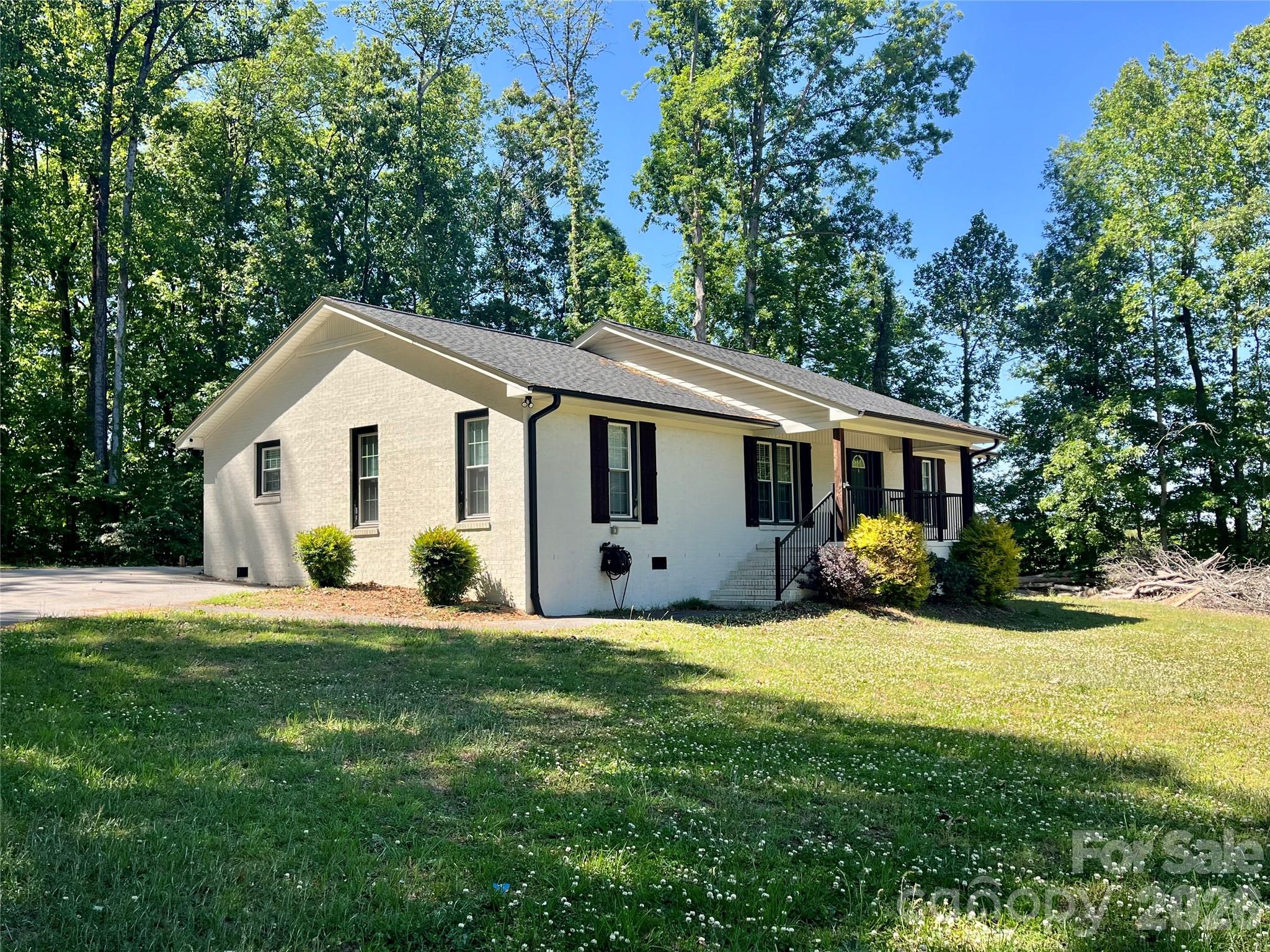 5637 Trotter Country Road Archdale NC 27263