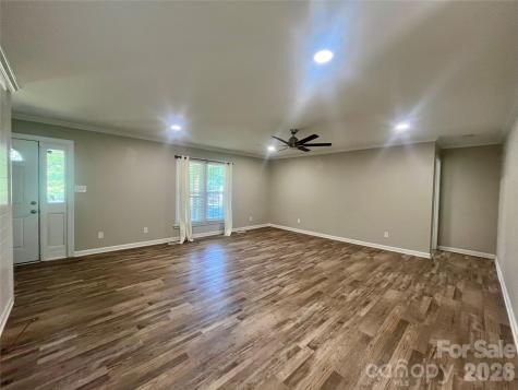 5637 Trotter Country Road Archdale NC 27263