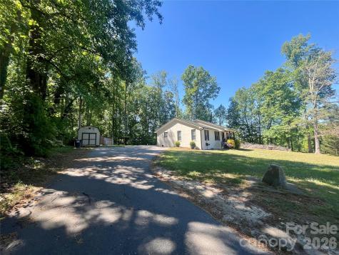 5637 Trotter Country Road Archdale NC 27263