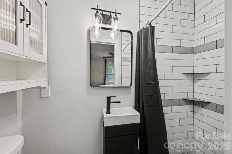 5008 The Plaza Charlotte NC 28215