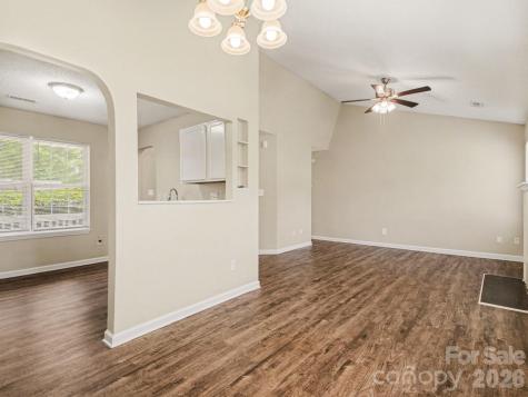 3744 Capps Hill Drive Charlotte NC 28216
