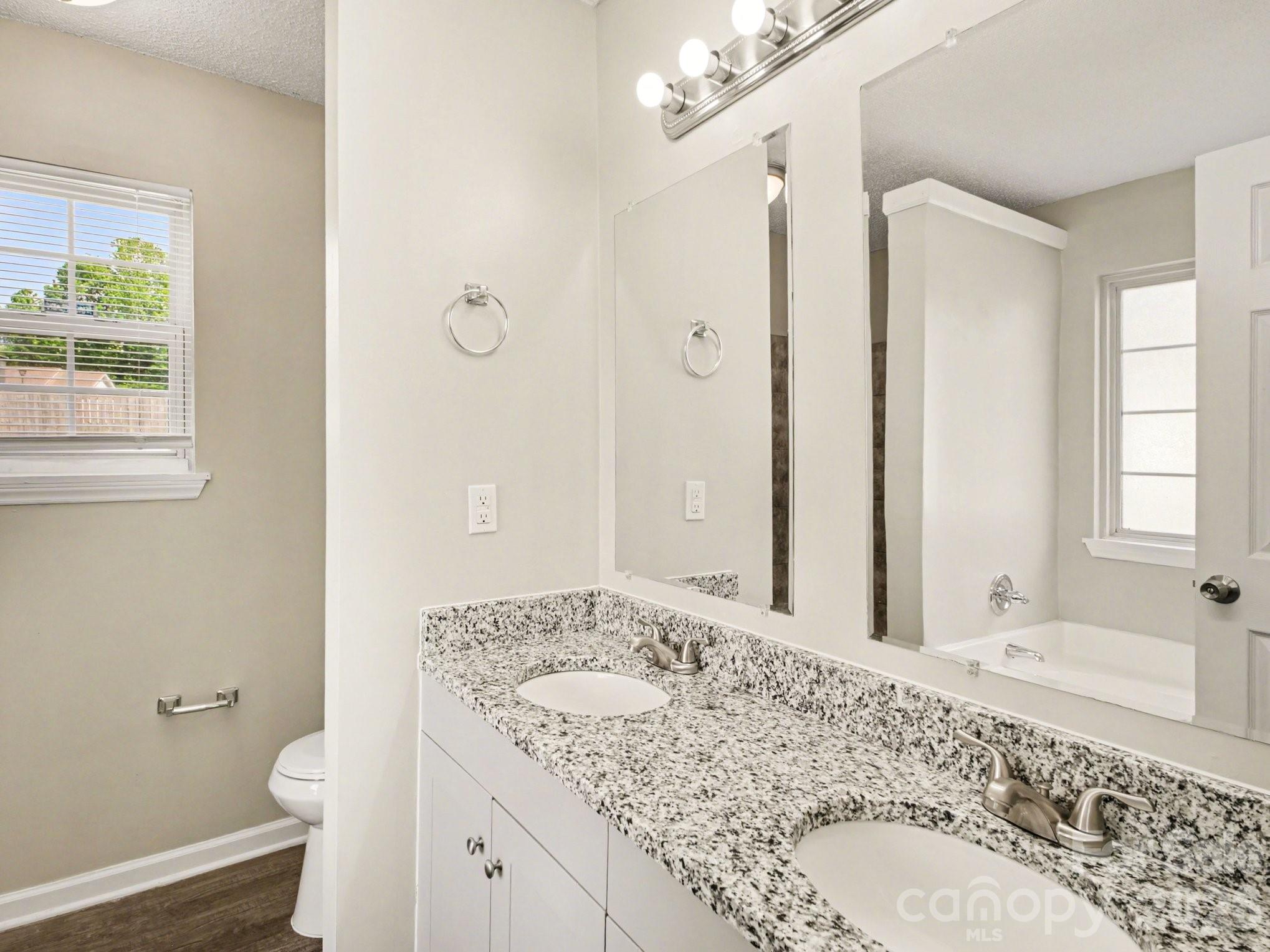 3744 Capps Hill Drive Charlotte NC 28216