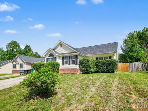 3744 Capps Hill Drive Charlotte NC 28216