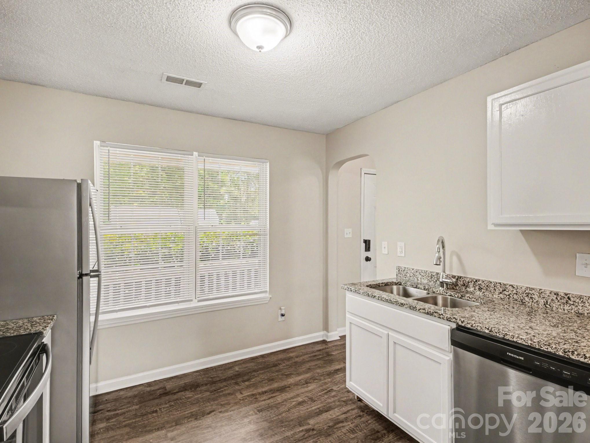 3744 Capps Hill Drive Charlotte NC 28216