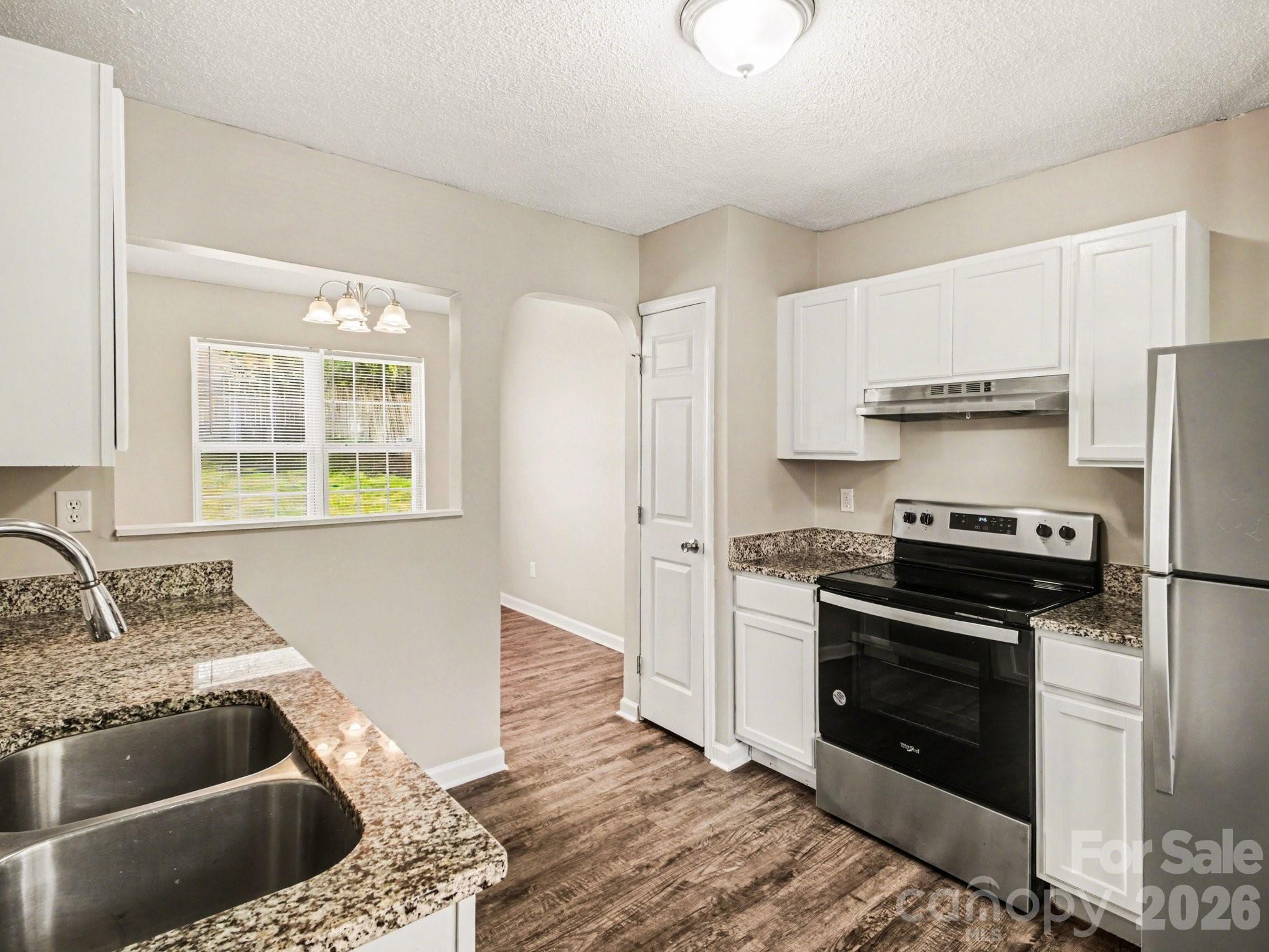 3744 Capps Hill Drive Charlotte NC 28216