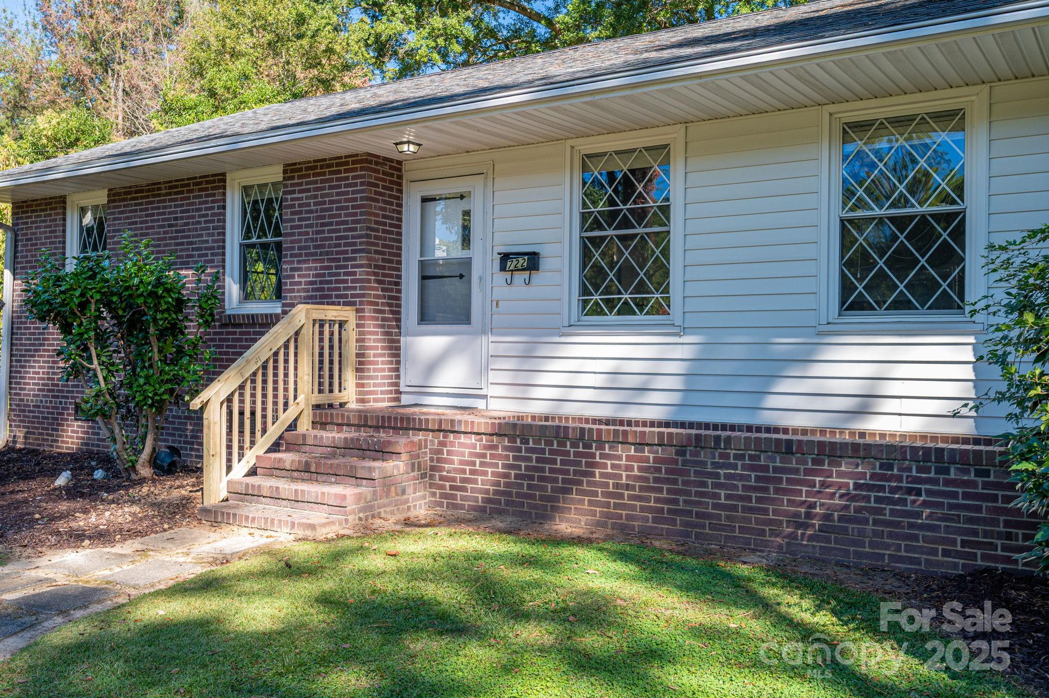722 Hillcrest Avenue Gastonia NC 28052