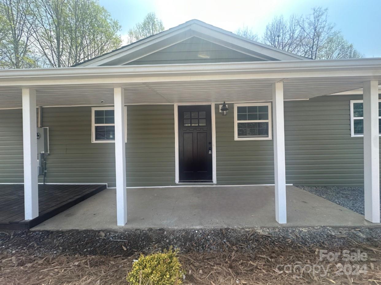 271 W Grayson Street Marion NC 28752