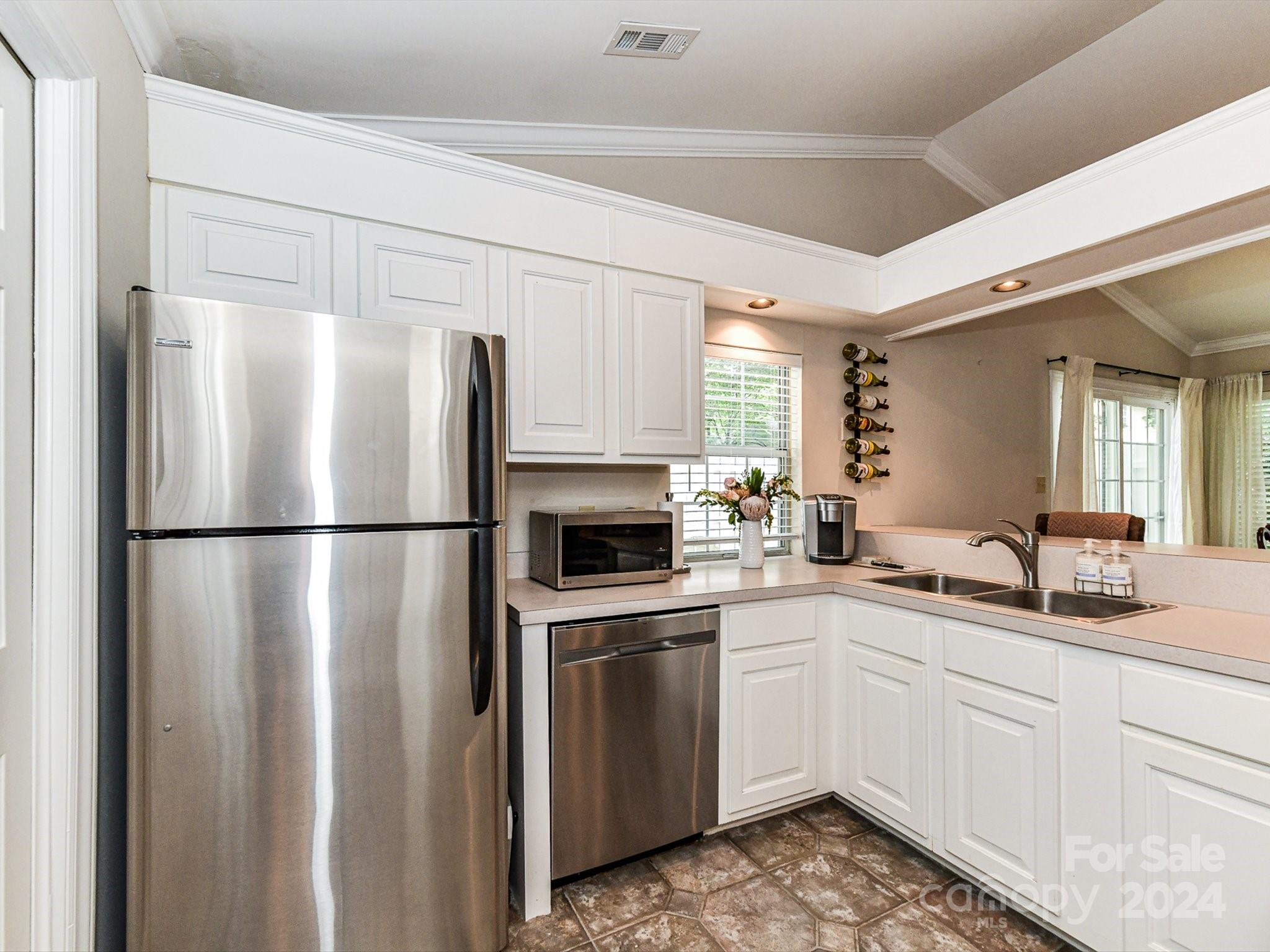 2700 Tiergarten Lane Charlotte NC 28210