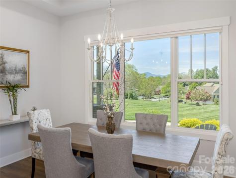 90 Drummond Circle Hendersonville NC 28791