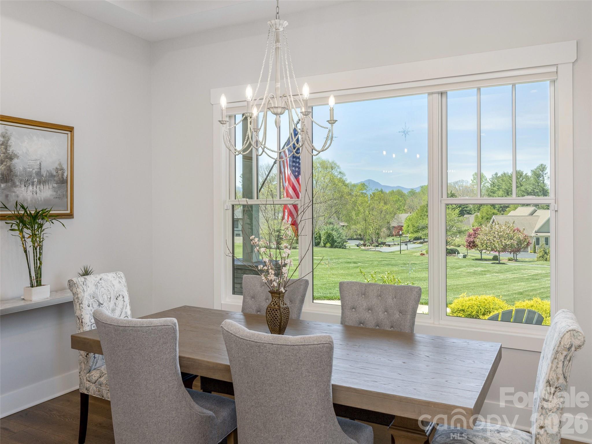 90 Drummond Circle Hendersonville NC 28791