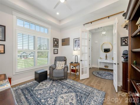 90 Drummond Circle Hendersonville NC 28791