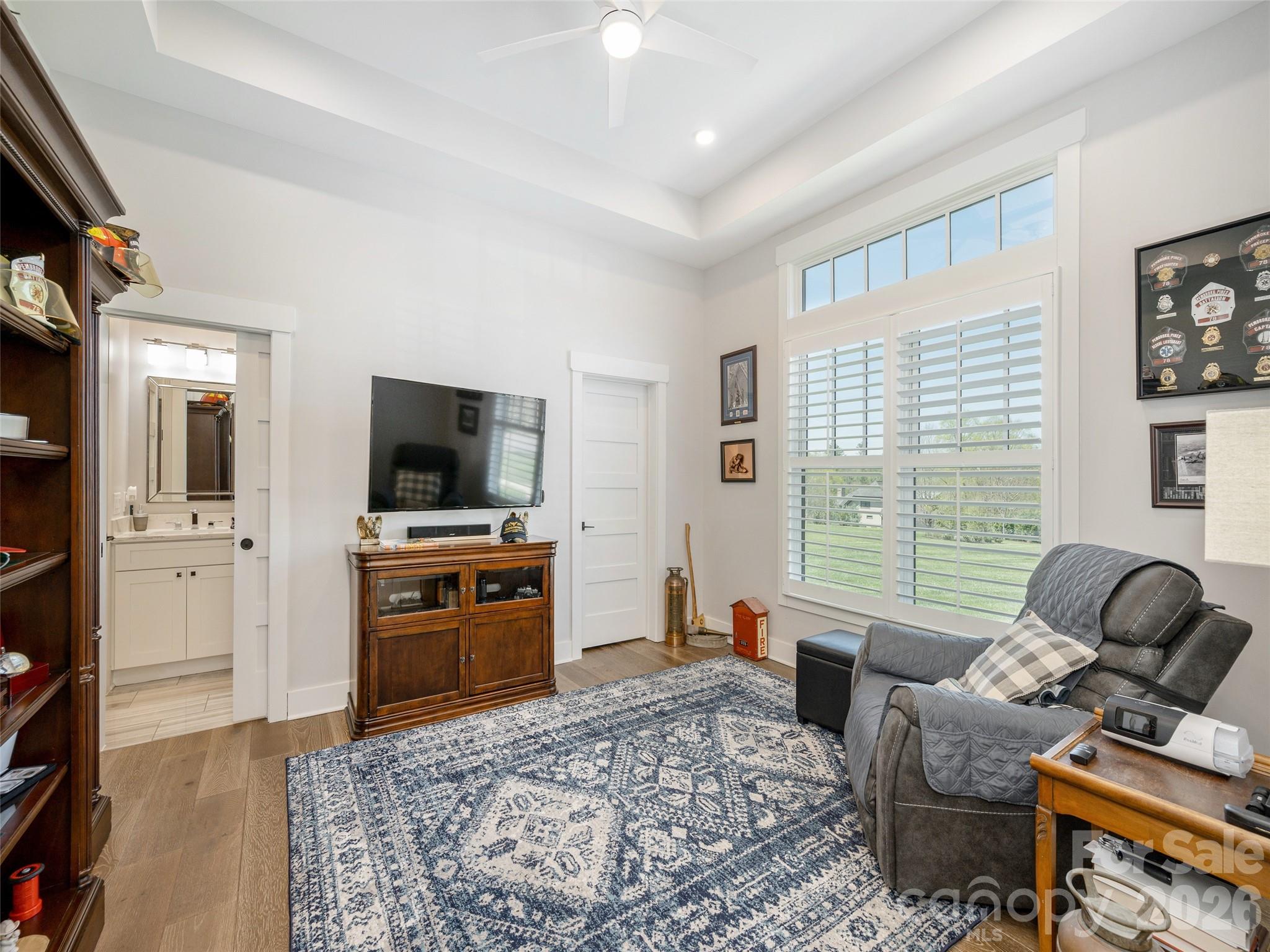 90 Drummond Circle Hendersonville NC 28791
