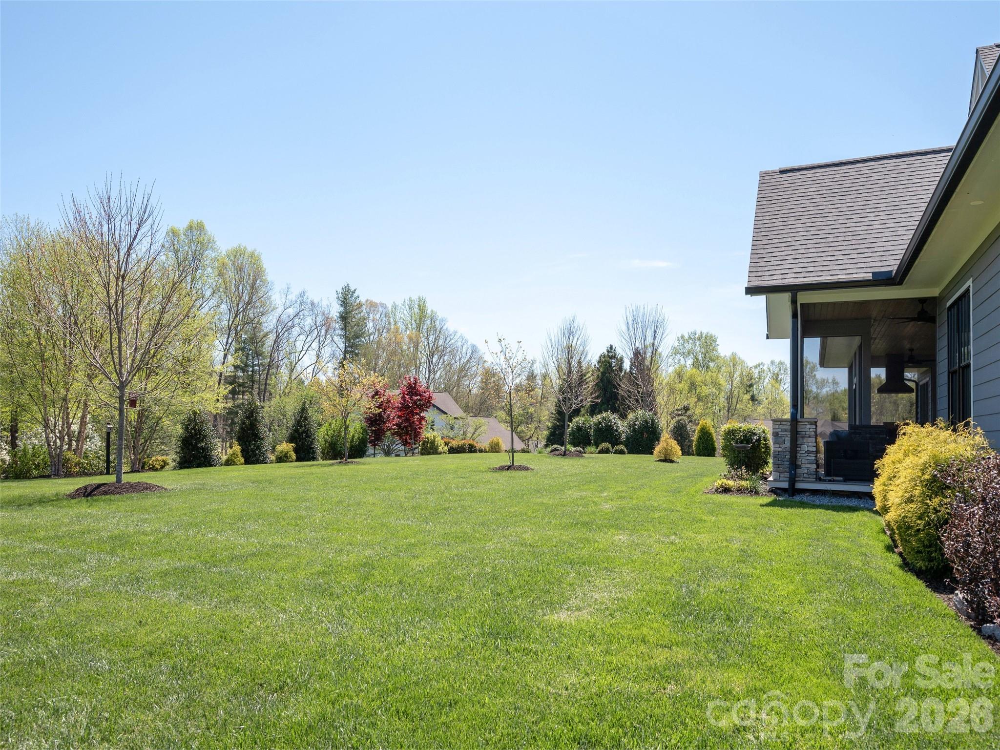 90 Drummond Circle Hendersonville NC 28791