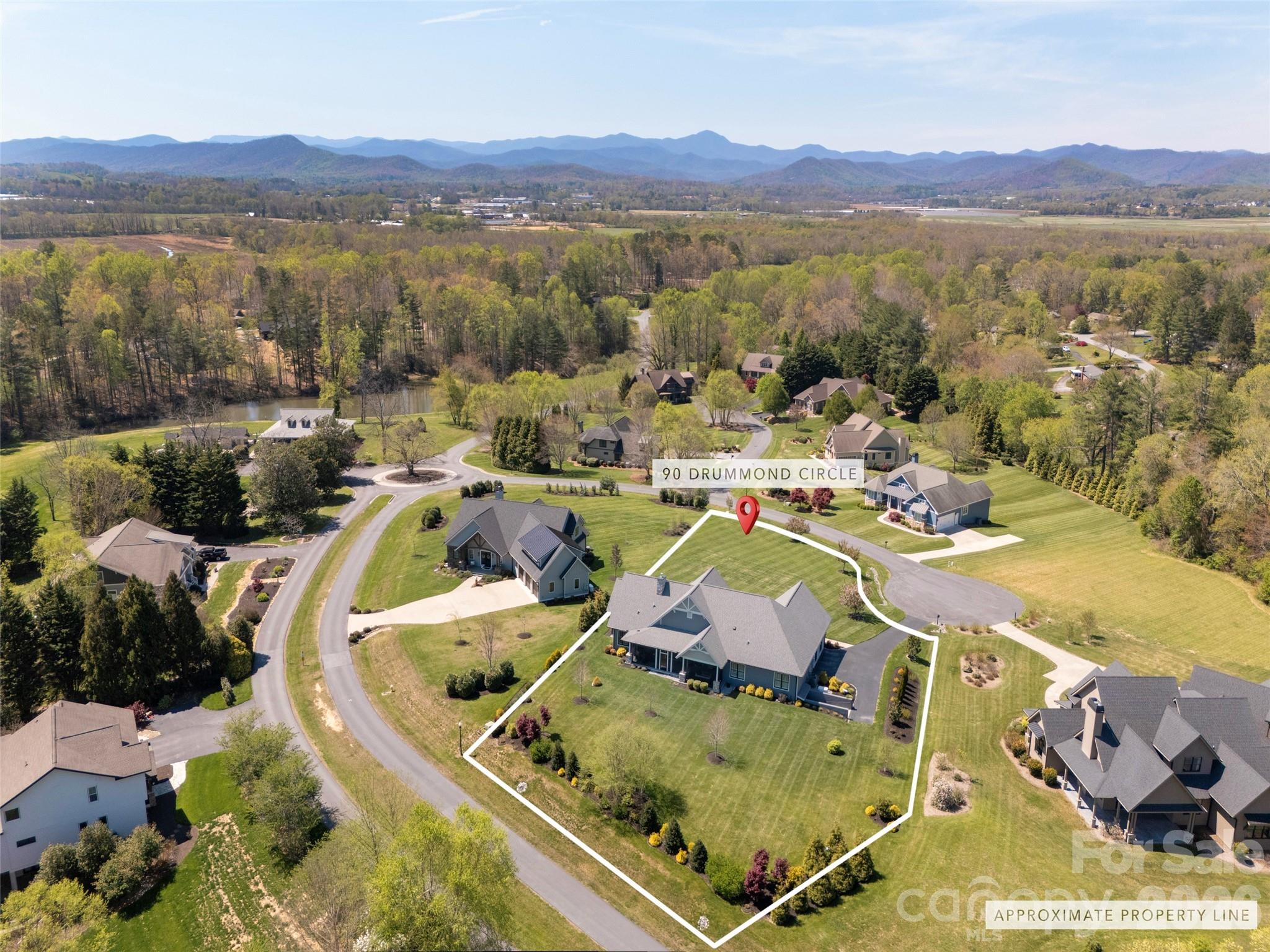90 Drummond Circle Hendersonville NC 28791