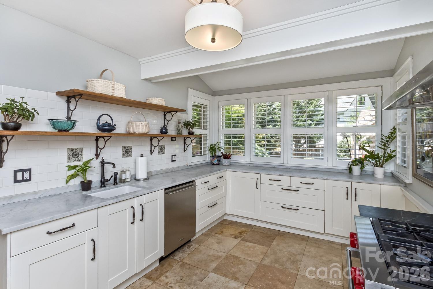 180 Tacoma Circle Asheville NC 28801
