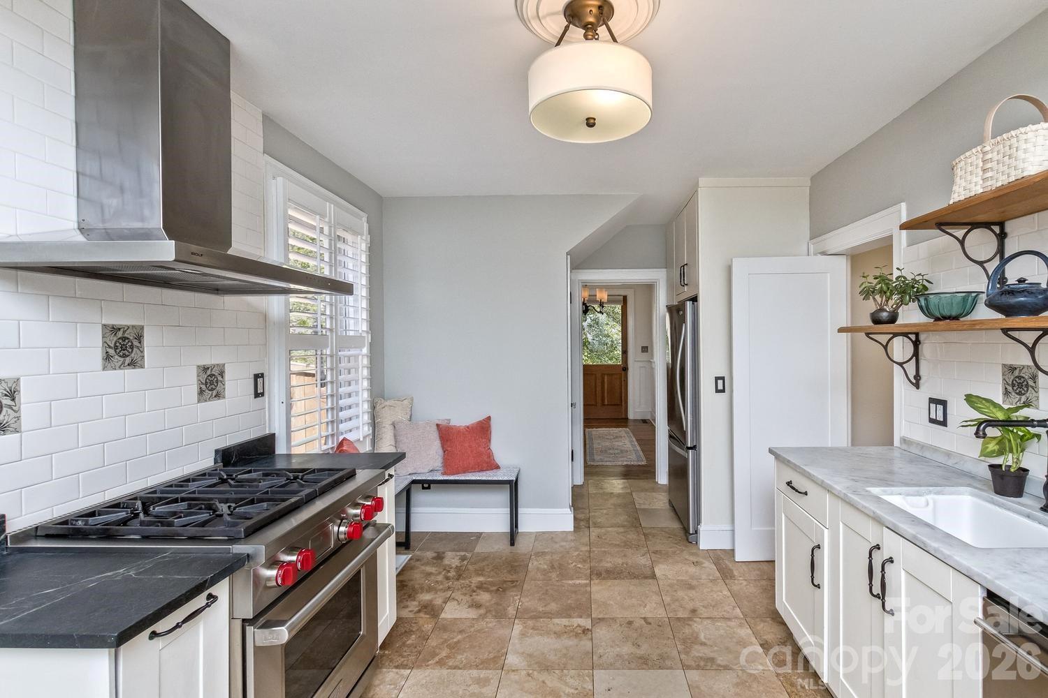 180 Tacoma Circle Asheville NC 28801