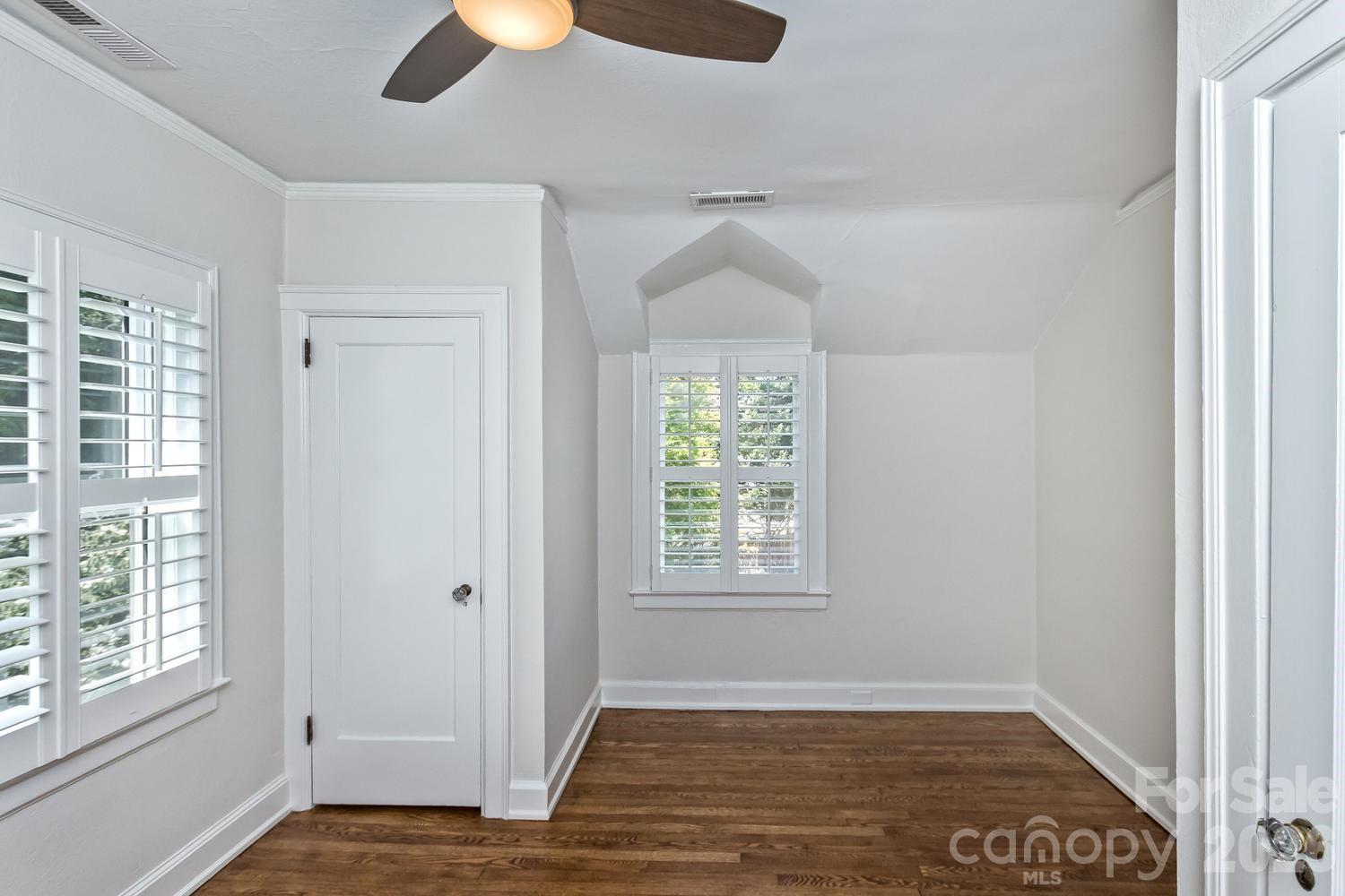 180 Tacoma Circle Asheville NC 28801