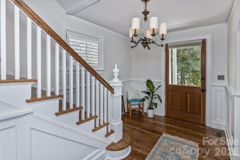 180 Tacoma Circle Asheville NC 28801