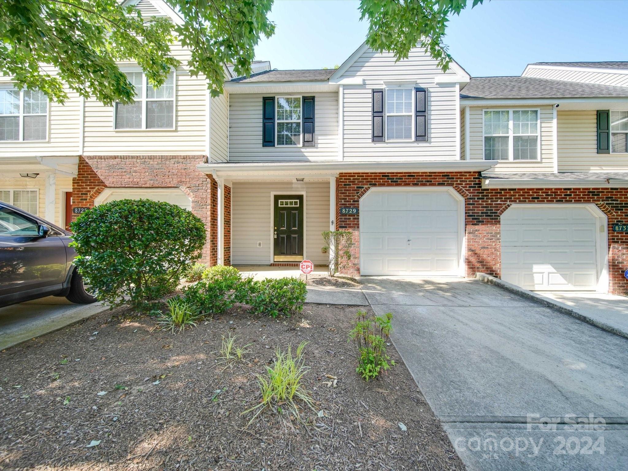 8729 Robinson Forest Drive Charlotte NC 28277