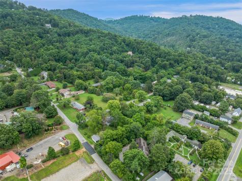 203 Barton Road Asheville NC 28804