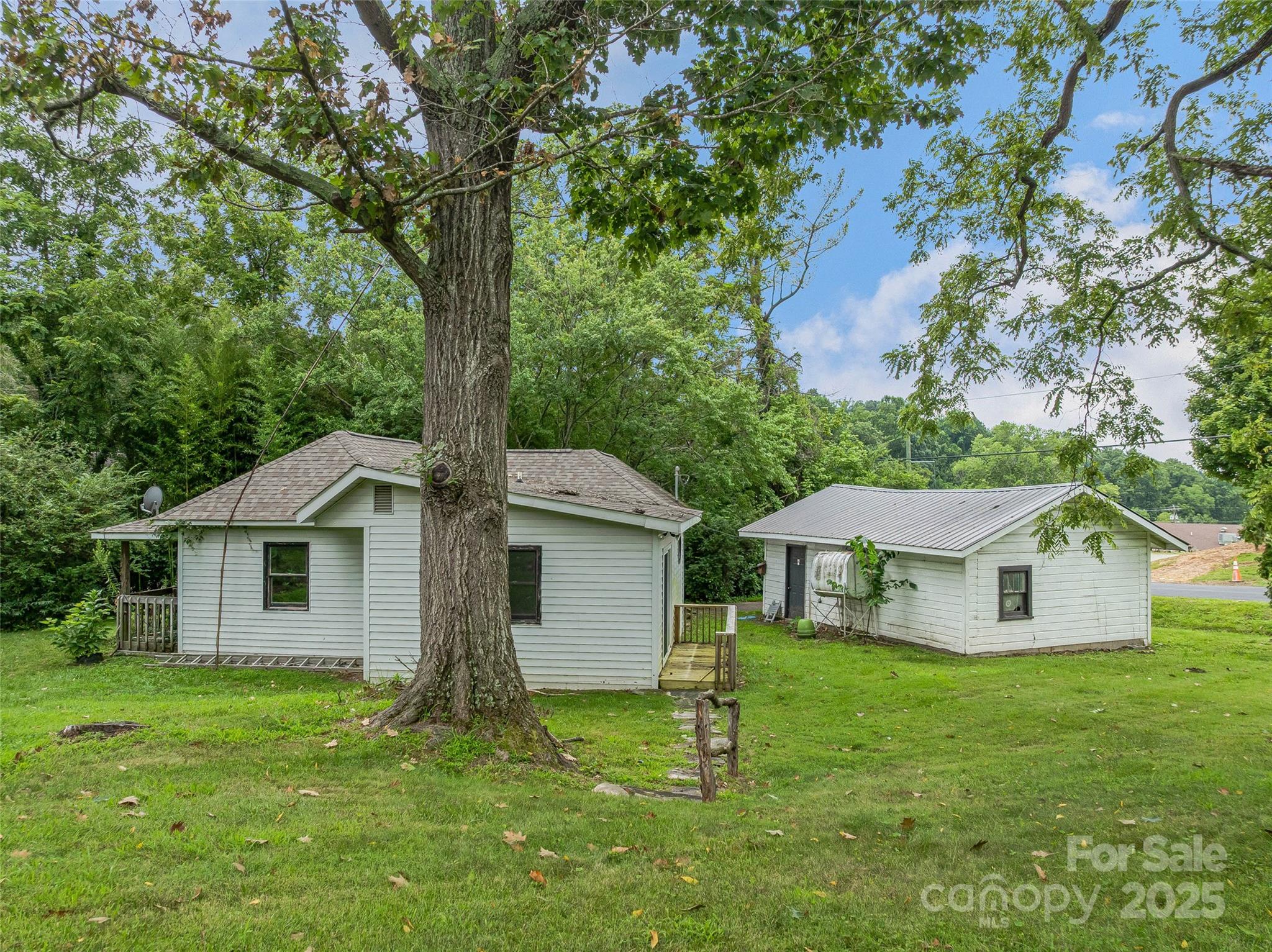 203 Barton Road Asheville NC 28804