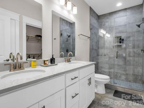 204 Weybridge Drive Arden NC 28704