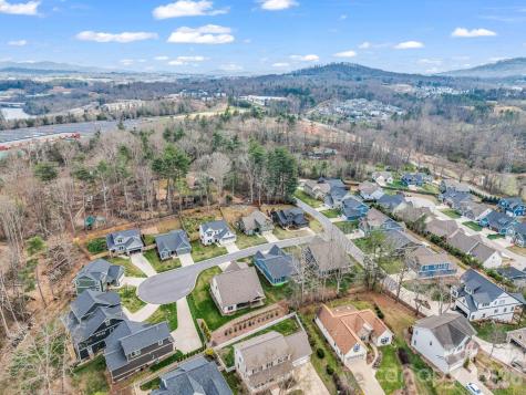 204 Weybridge Drive Arden NC 28704