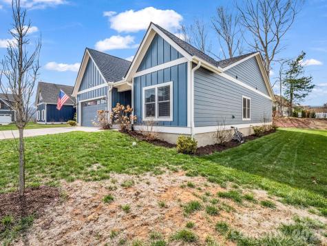 204 Weybridge Drive Arden NC 28704