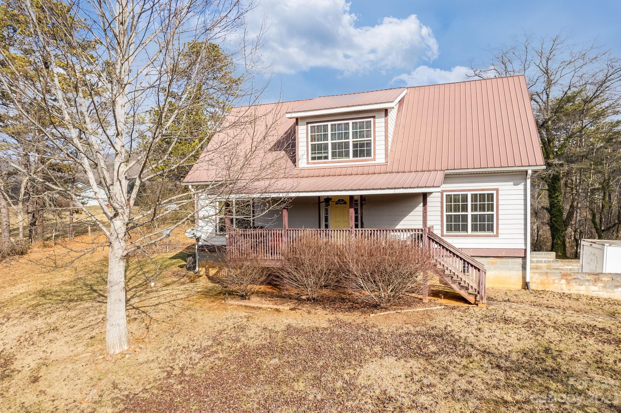 231 Bull Frog Lane Canton NC 28716