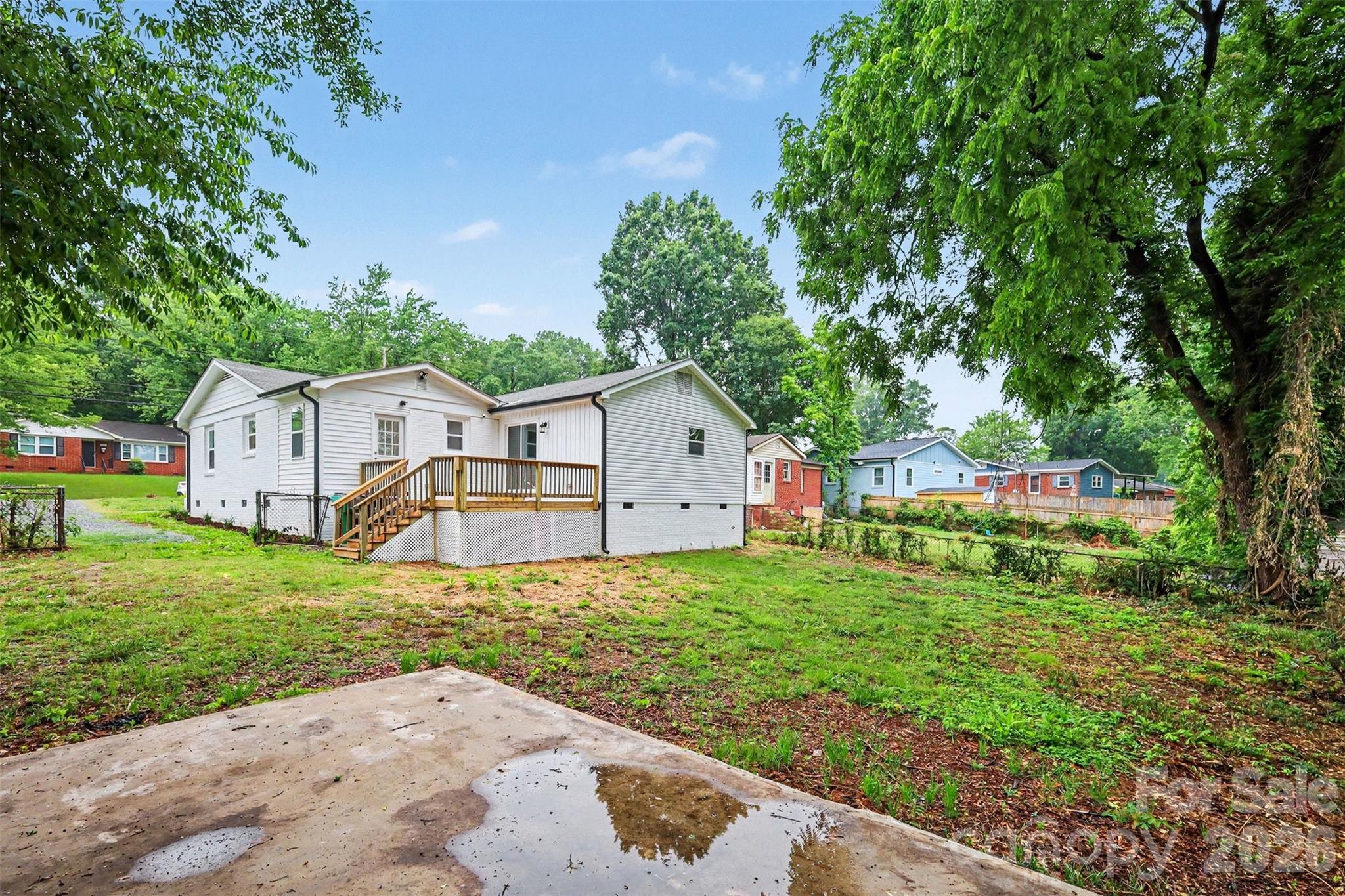 3716 Fieldcrest Road Charlotte NC 28217