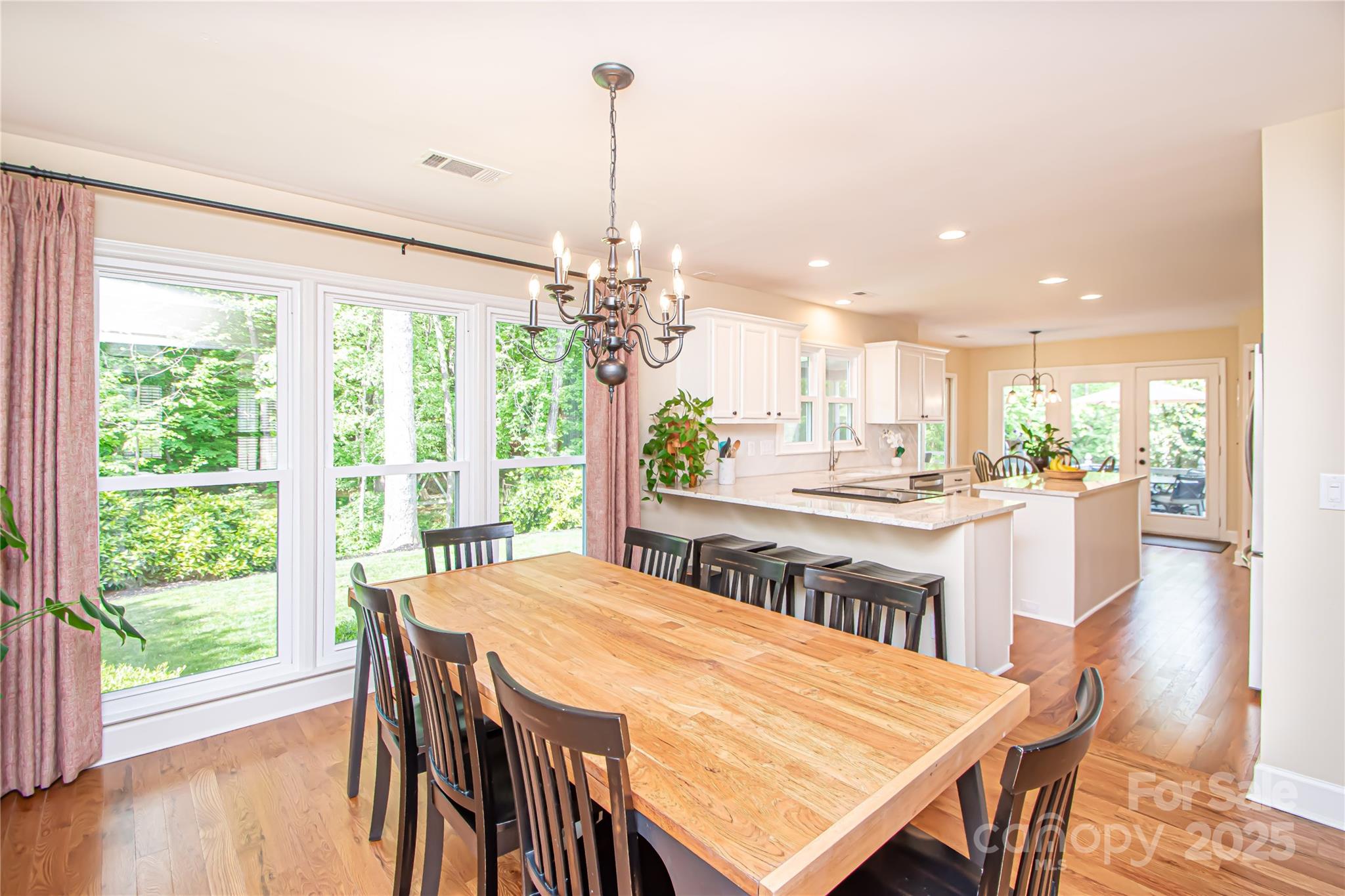 6425 High Creek Court Charlotte NC 28277