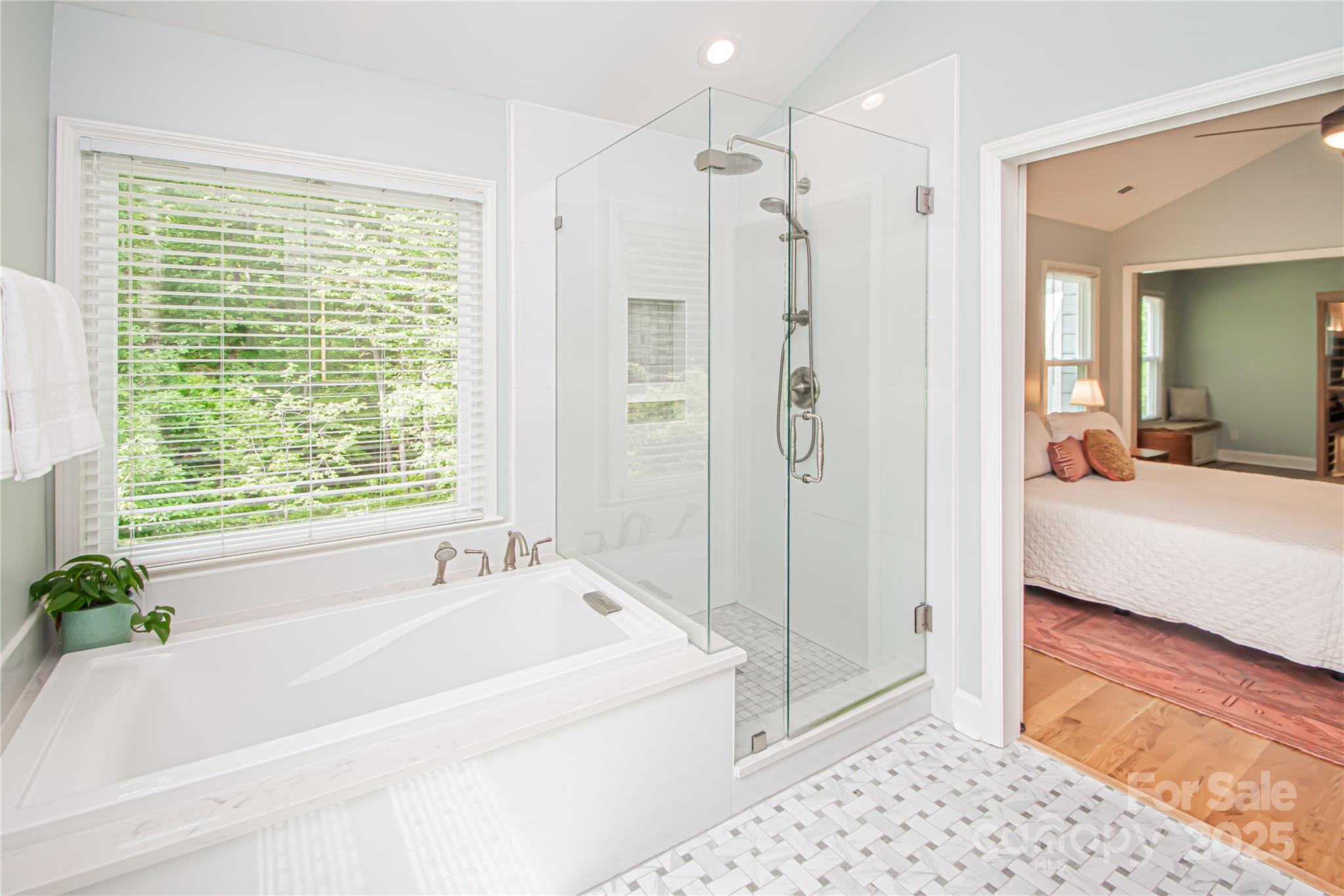 6425 High Creek Court Charlotte NC 28277