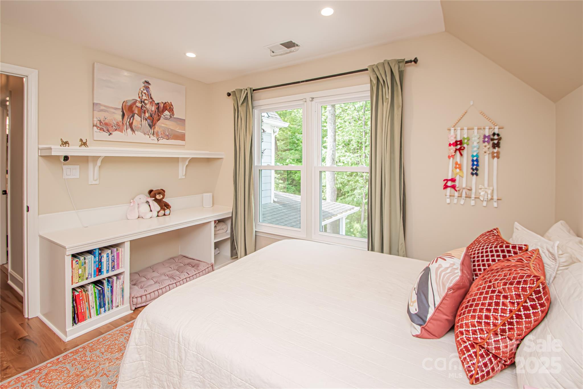 6425 High Creek Court Charlotte NC 28277