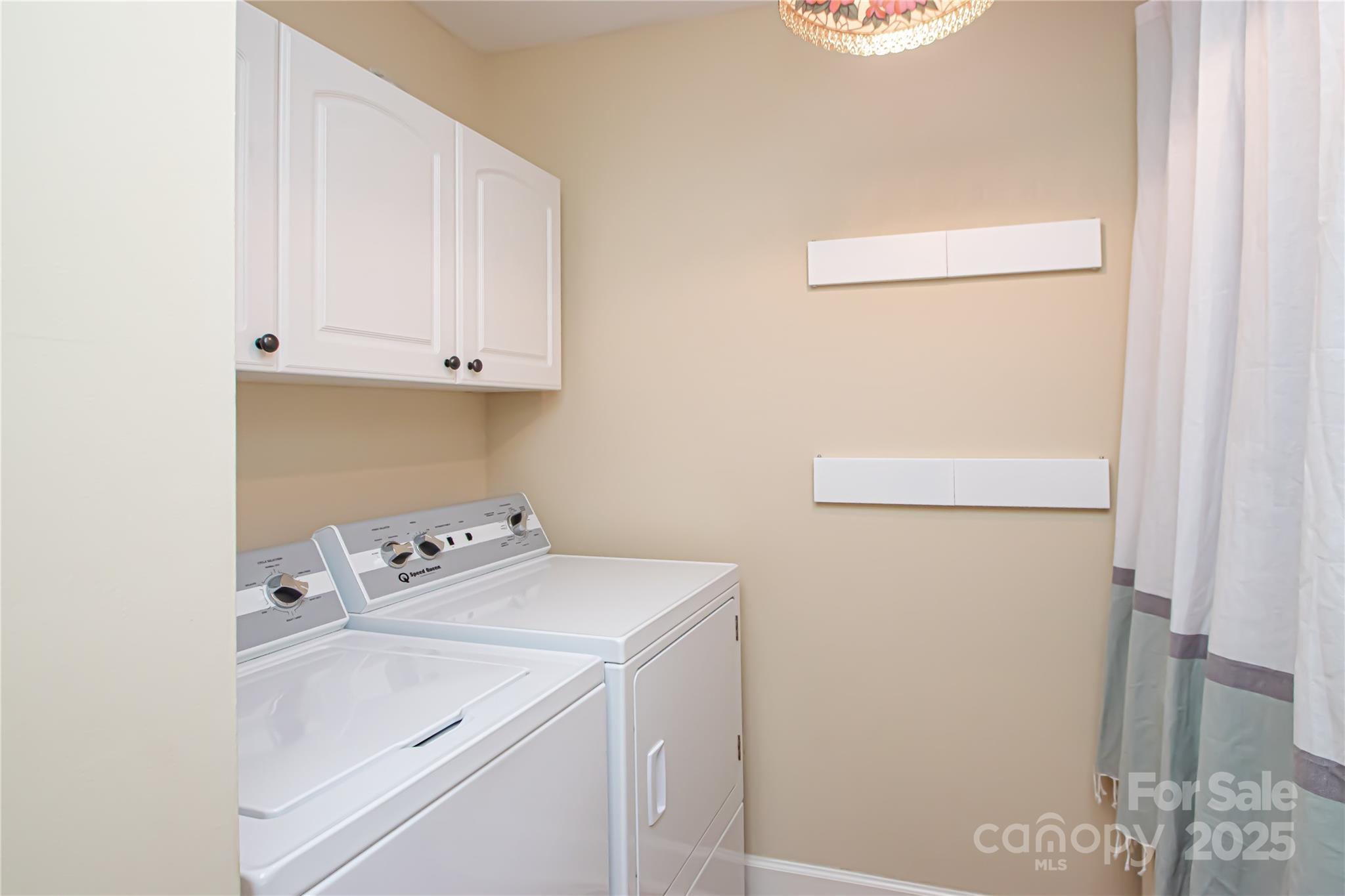 6425 High Creek Court Charlotte NC 28277